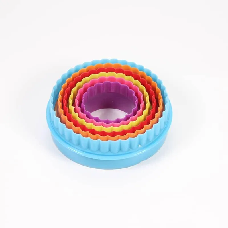 Cute Multistyle Eco-Friendly Plastic Cookie Cutters Set