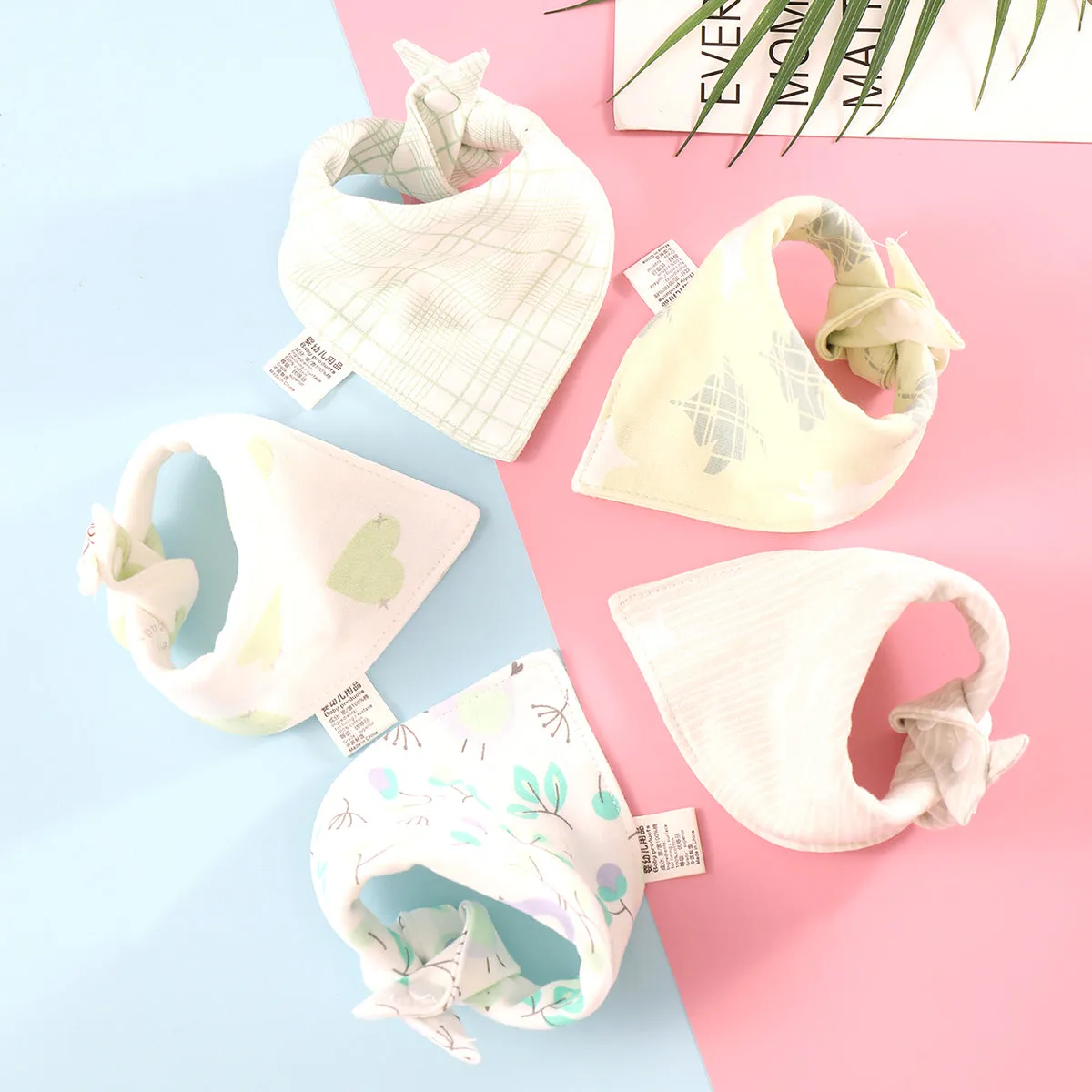 Fashionable Cotton Baby Bandana Bibs Set